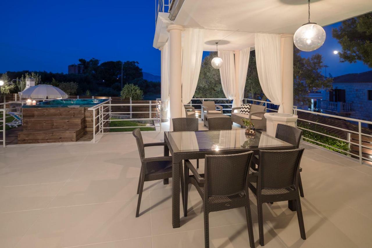 Villa Annaset Lithakia  Luaran gambar