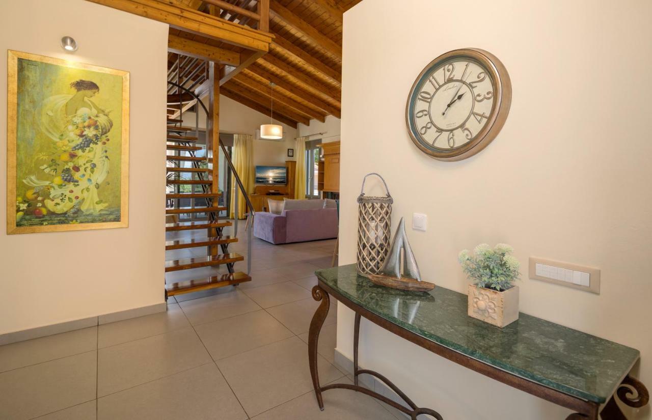 Villa Annaset Lithakia  Luaran gambar